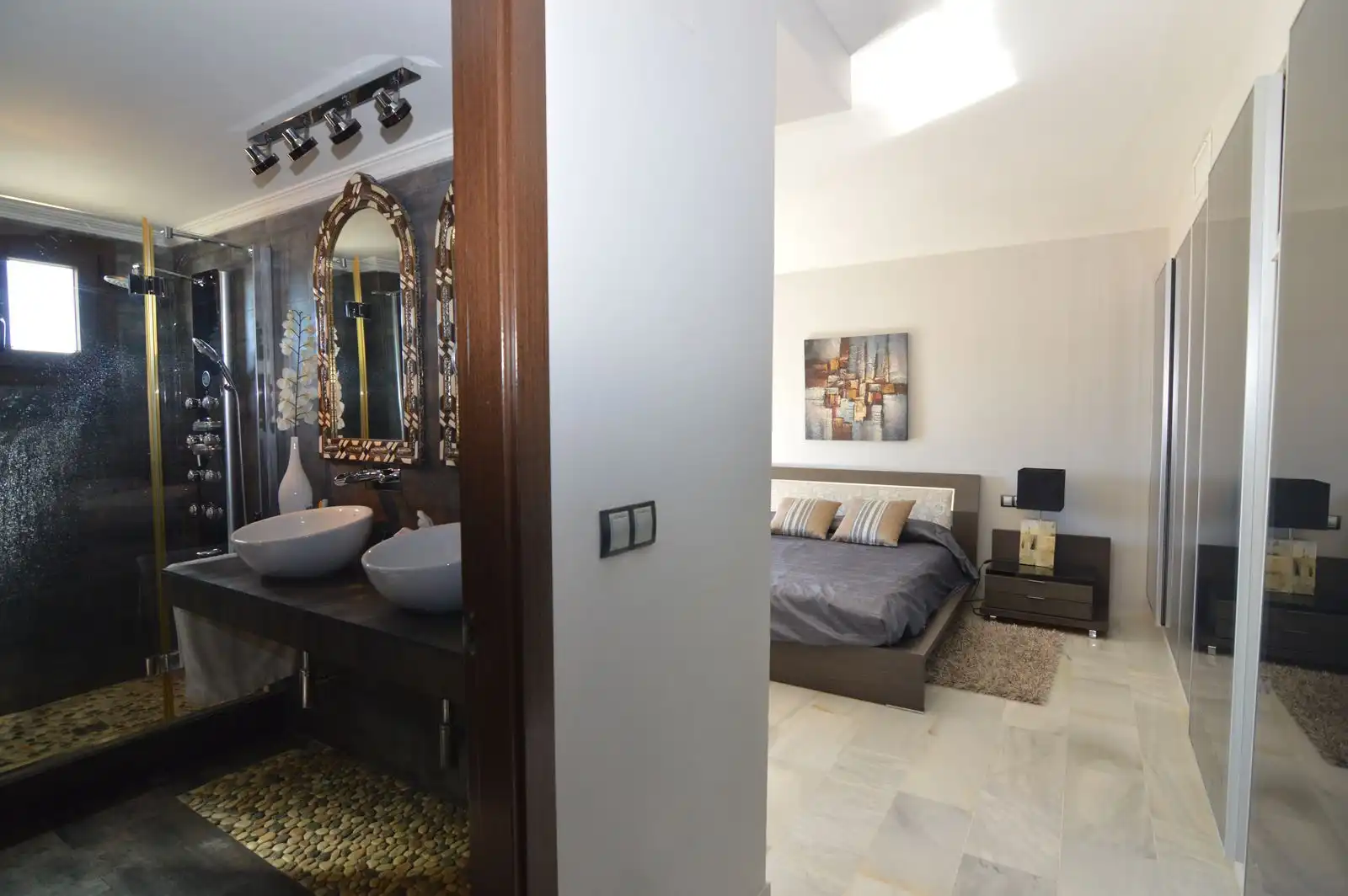 Habitación de Piso en venta en Marbella con Aire acondicionado, Terraza y Amueblado