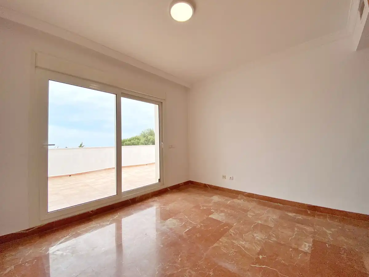 Bedroom of Detached homes for rent in Marbella  with Air Conditioner, Private garden and Terrace