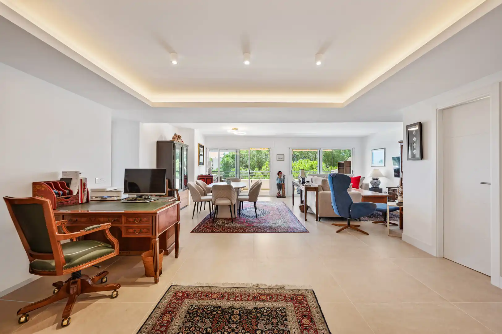 Living room of Attic for rent in Marbella  with Air Conditioner, Terrace and Swimming Pool