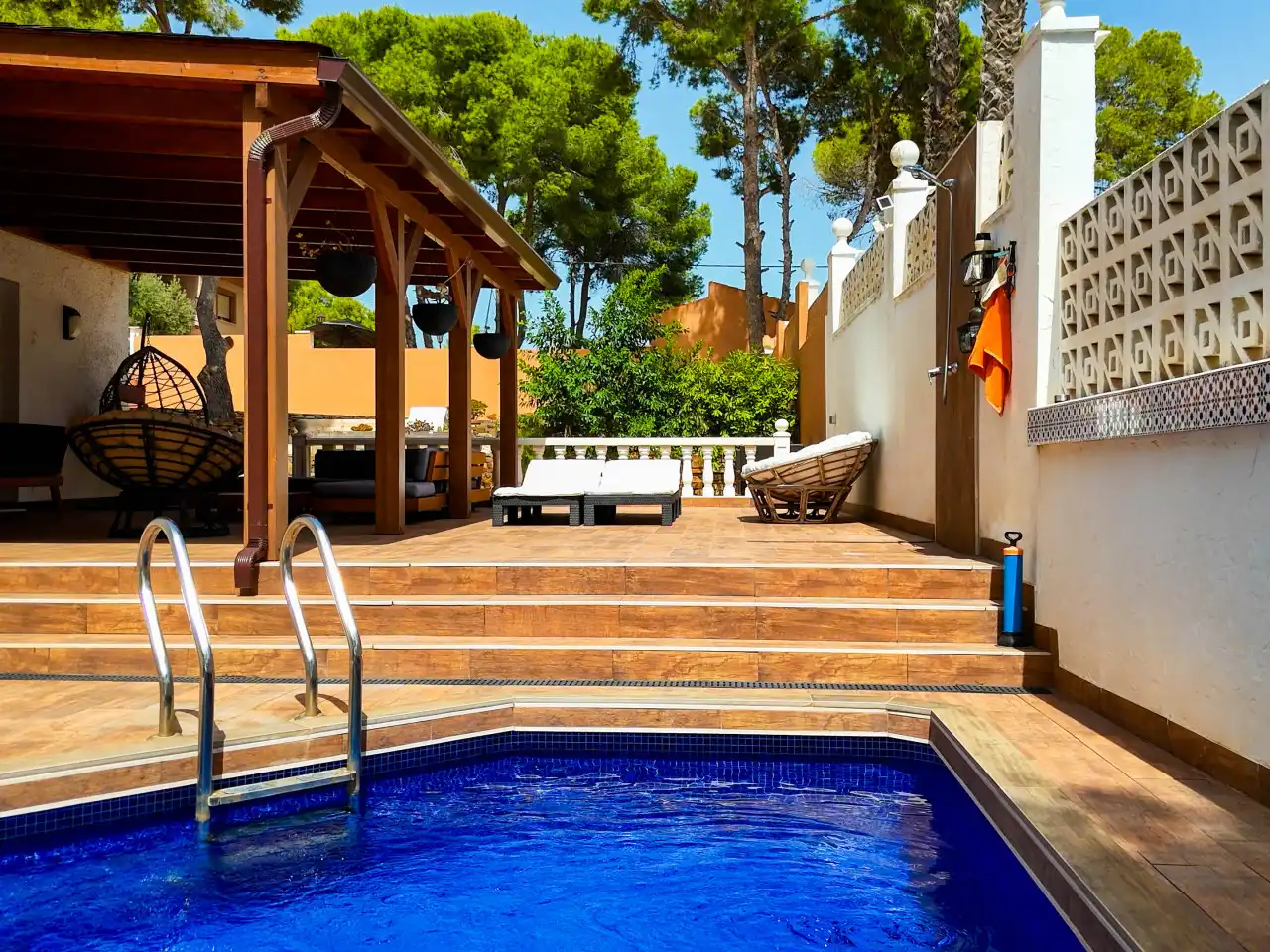 Casa con piscina en venta en El Pinar de Campoverde, imagen 17