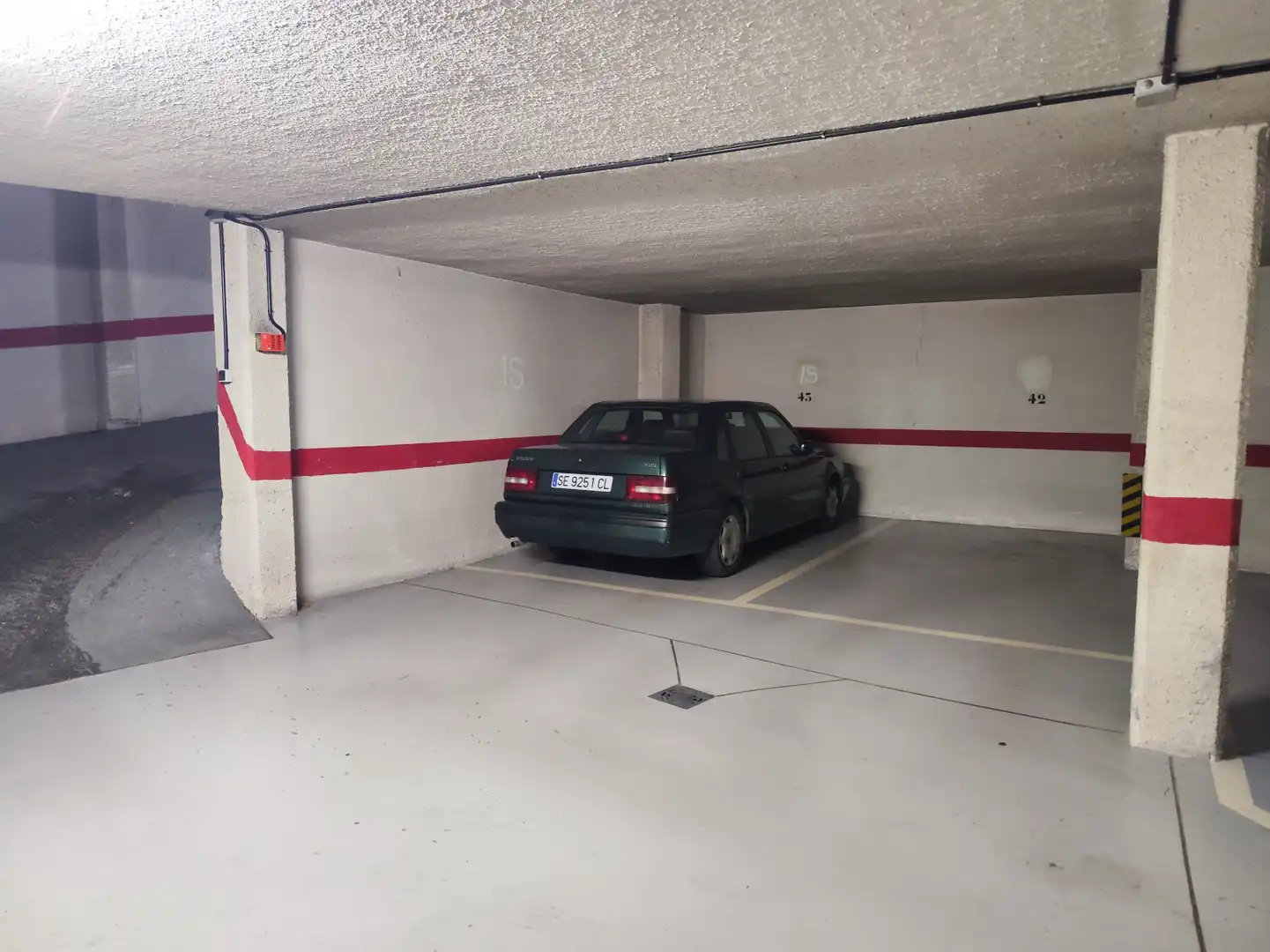 Parkplatz von Garage zum Verkauf in  Logroño