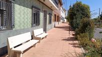 Vista exterior de Casa o xalet en venda en Chozas de Canales amb Calefacció, Terrassa i Traster