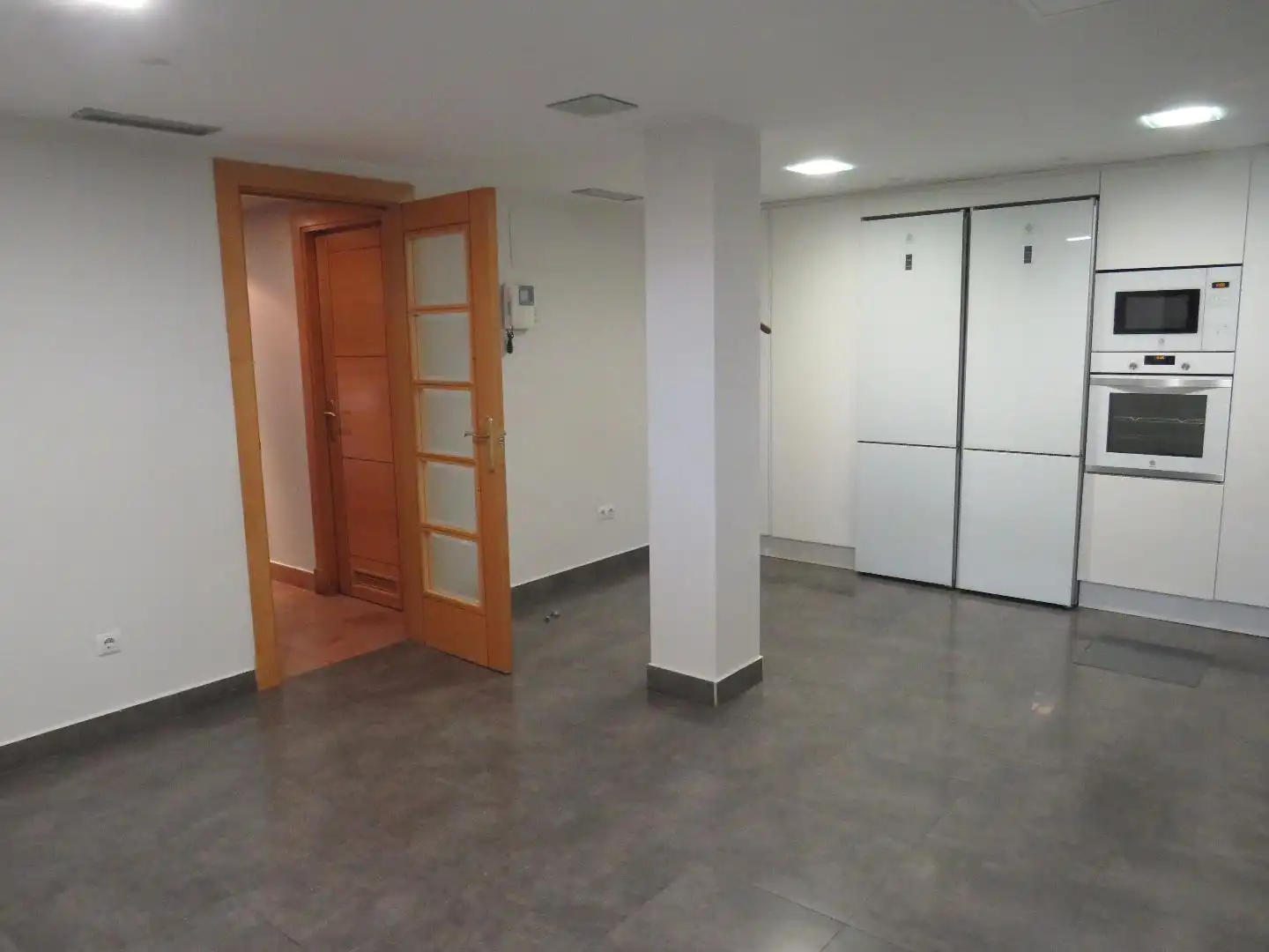 Detached homes for sale in Zaragoza  with Terrace, Storage room and Swimming Pool
