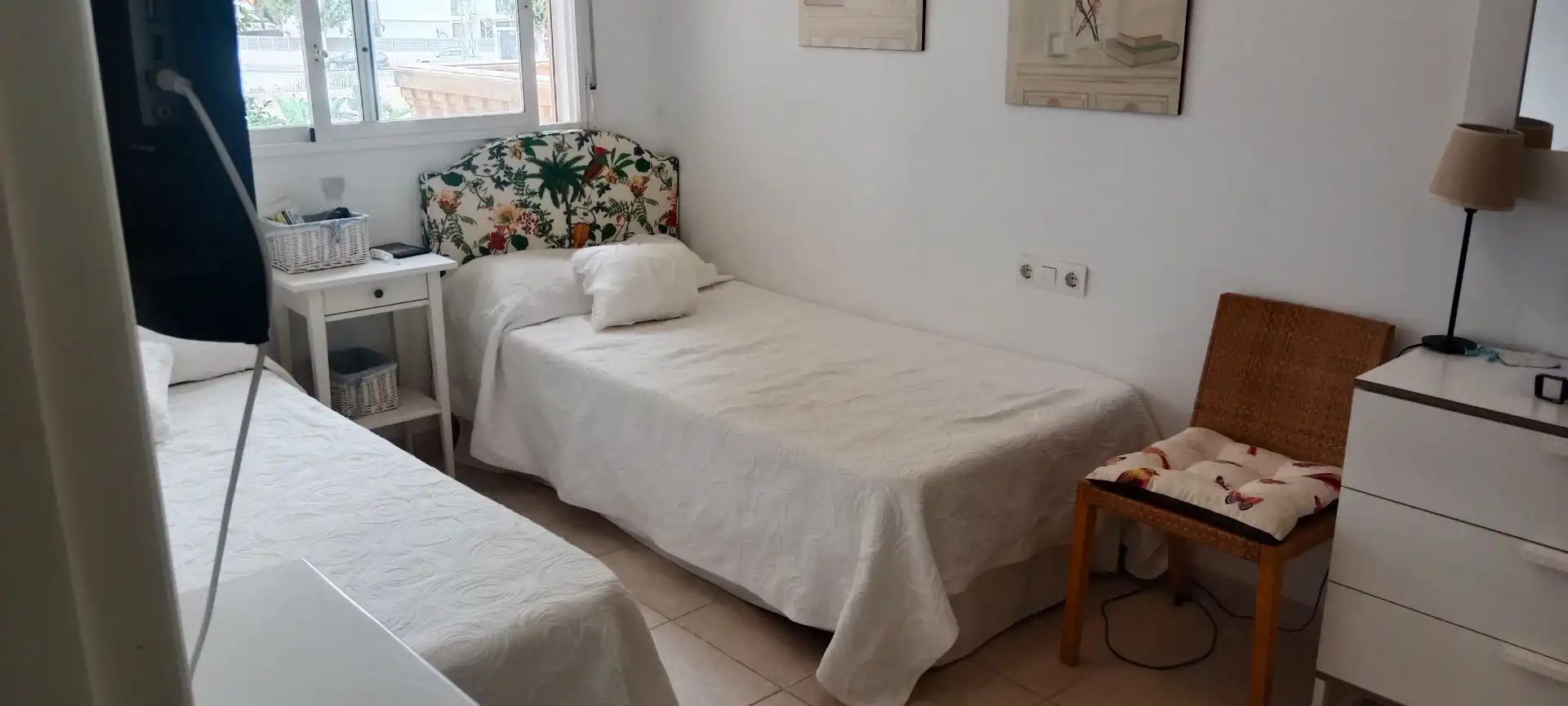 Dormitori de Apartament en venda en Montañar - El Arenal