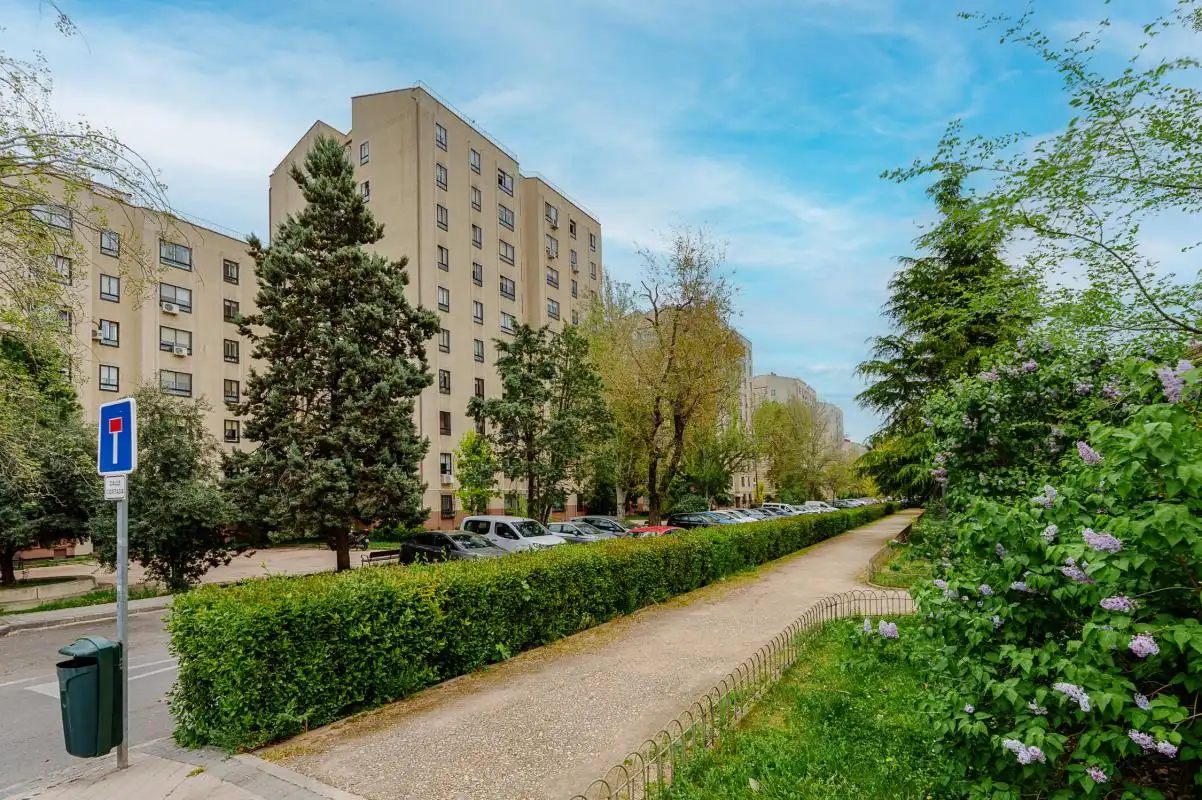 Vista exterior de Piso en venta en Madrid con Aire acondicionado, Calefacción y Amueblado
