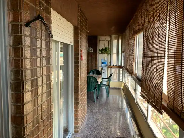 Terraza de Piso en venta en Alicante / Alacant con Terraza, Amueblado y Balcón