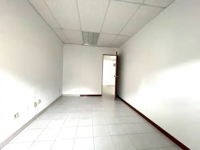 Oficina amb ascensor en venda a Calle Fueros de León 9, imagen 6