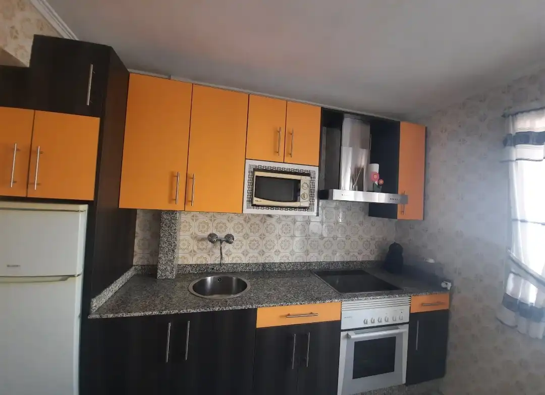 Küche von Wohnung zur untervermieten in Ponferrada mit Heizung, Möbliert und Ofen