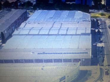 Industrial building to rent in Carrer d Alemanya 6