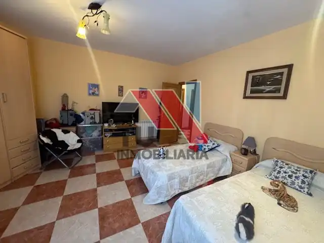Casa o chalet en venta en Novés con Terraza y Balcón