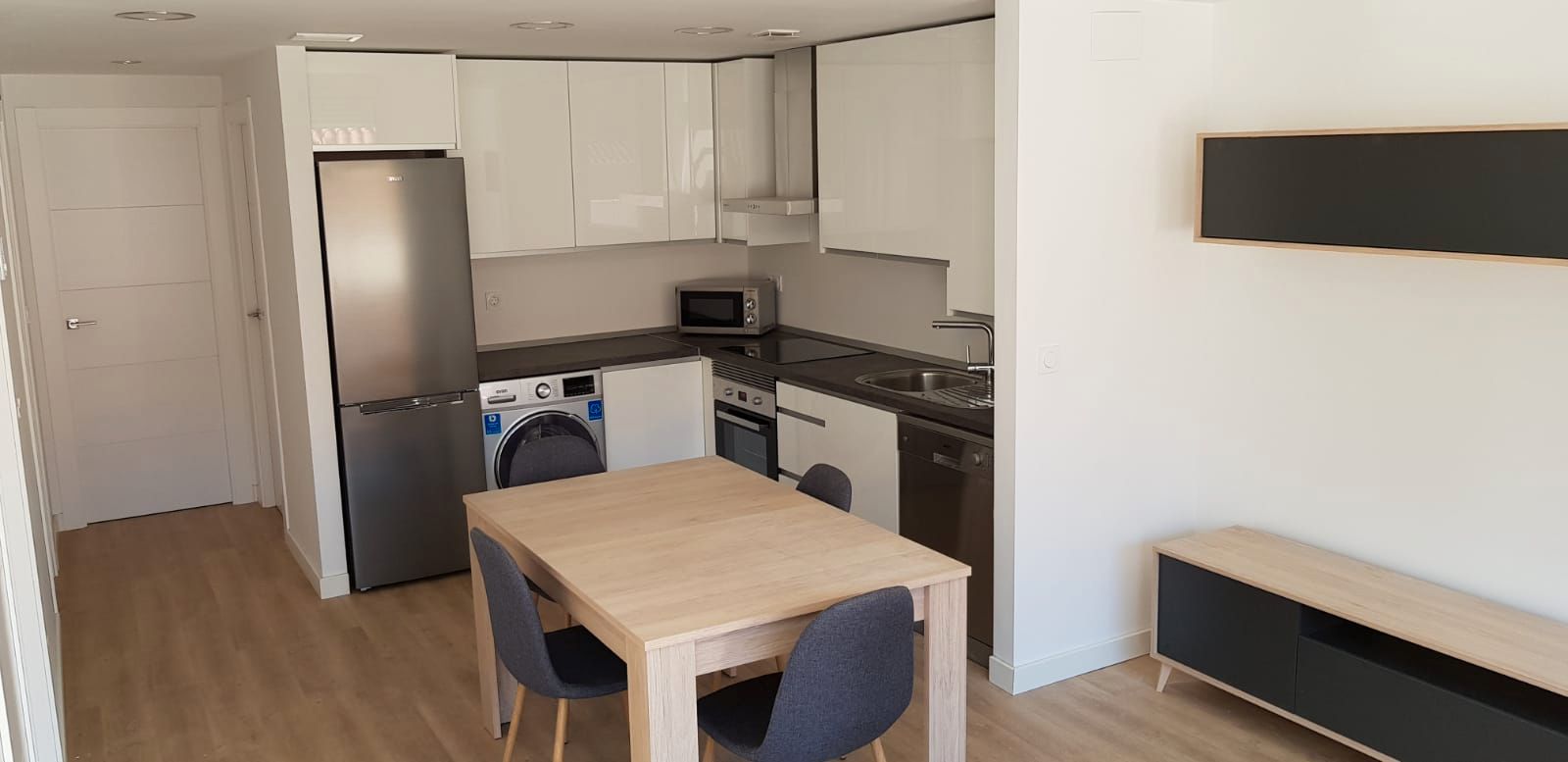 Cuina de Apartament de lloguer en  Albacete Capital amb Aire condicionat, Calefacció i Parquet