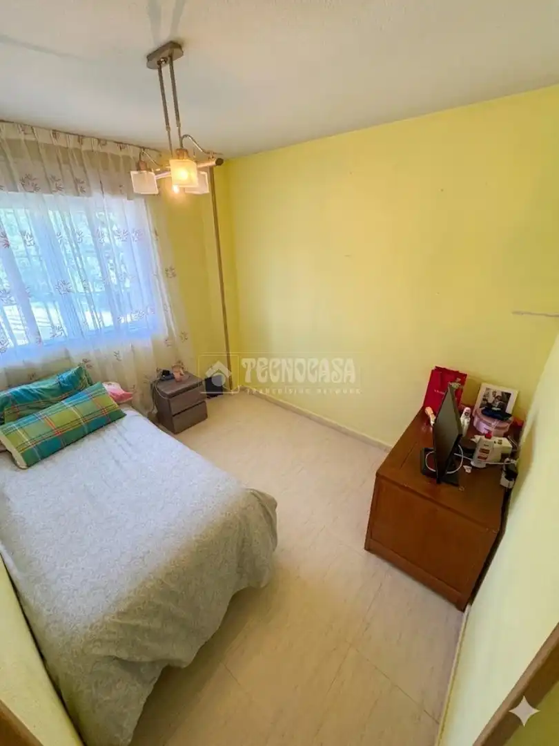 Habitación de Casa adosada en venta en Valdemoro con Jardín privado y Terraza