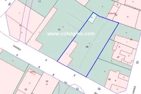 Terreny residencial en venda a Carrer Serra Llarga