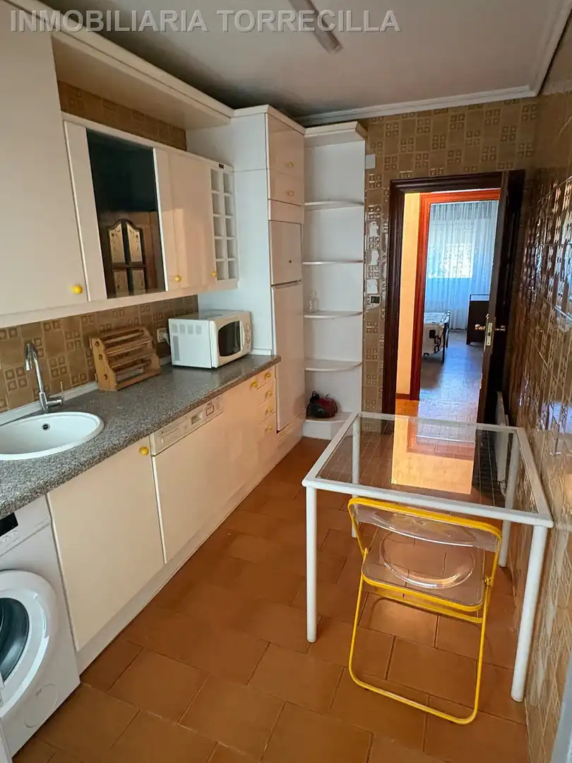 Cuina de Pis en venda en Valladolid amb Calefacció, Parquet i Terrassa