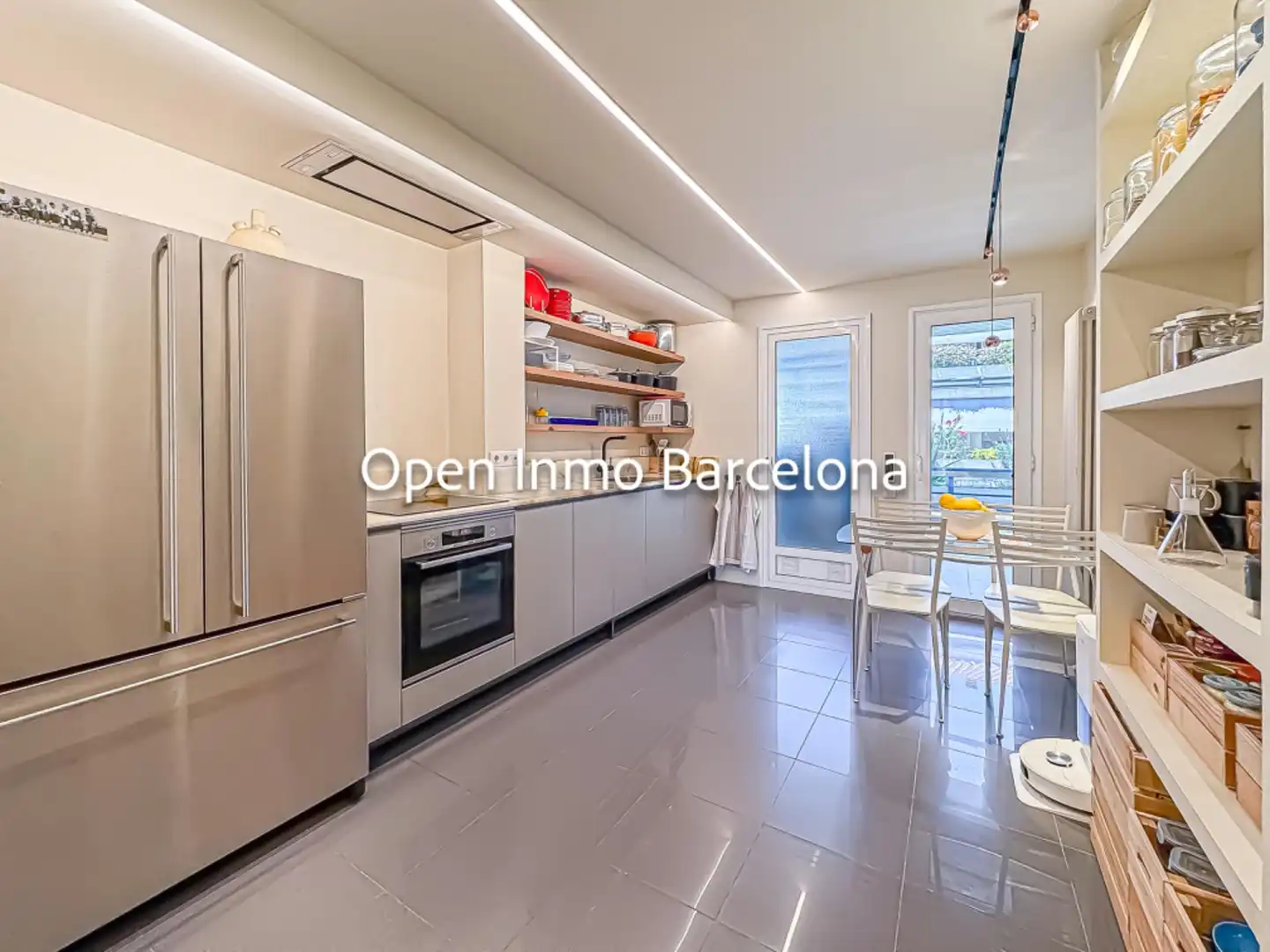 Cocina de Piso en venta en Sitges con Calefacción, Terraza y Piscina comunitaria