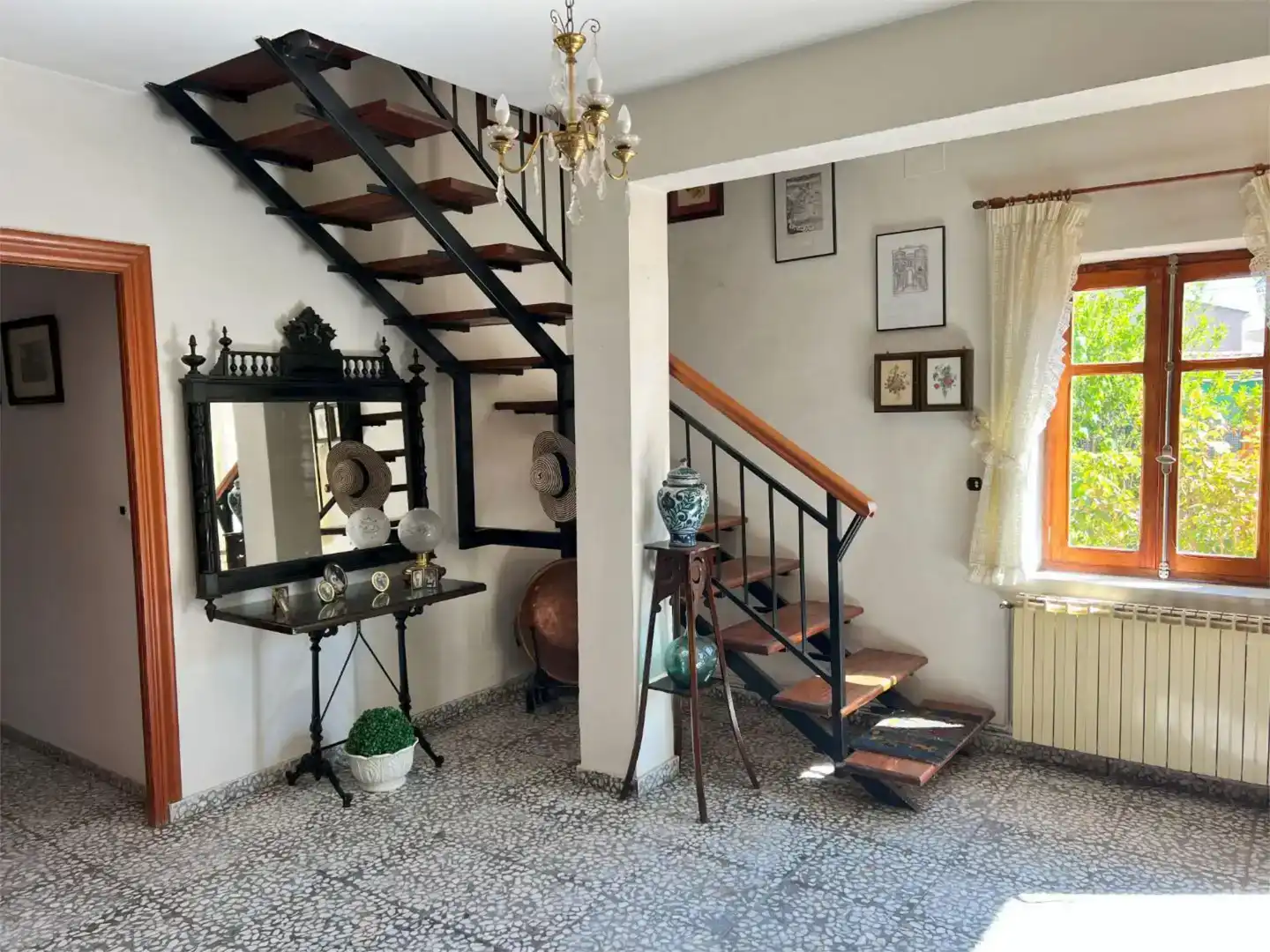 Flat for sale in Camporrobles  with Private garden, Storage room and Furnished