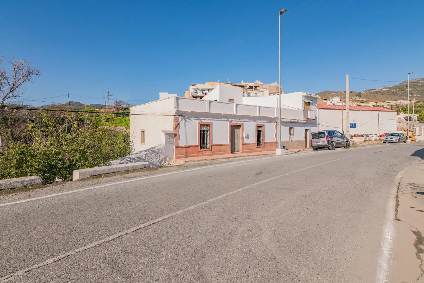 Vista exterior de Casa o xalet en venda en Molvízar amb Jardí privat, Terrassa i Traster