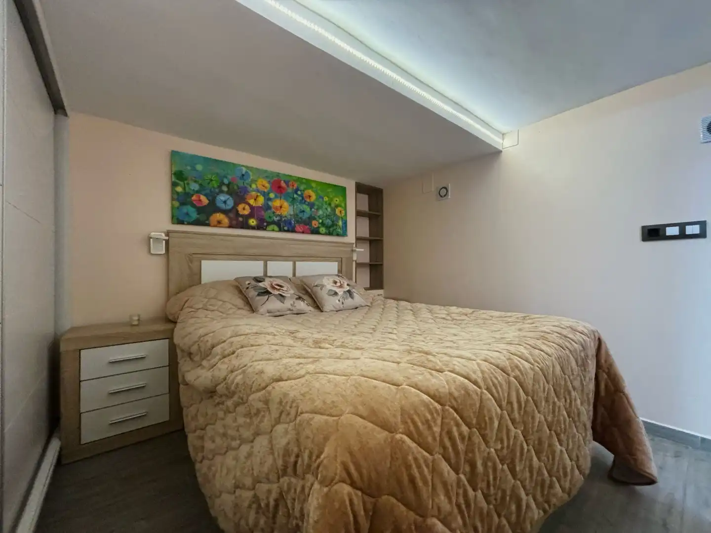 Bedroom of Apartments for sale in Calpe / Calp  with Air Conditioner, Furnished and Community pool