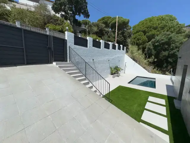 Terrace of Houses for sale in Sant Pol de Mar  with Air Conditioner, Private garden and Terrace