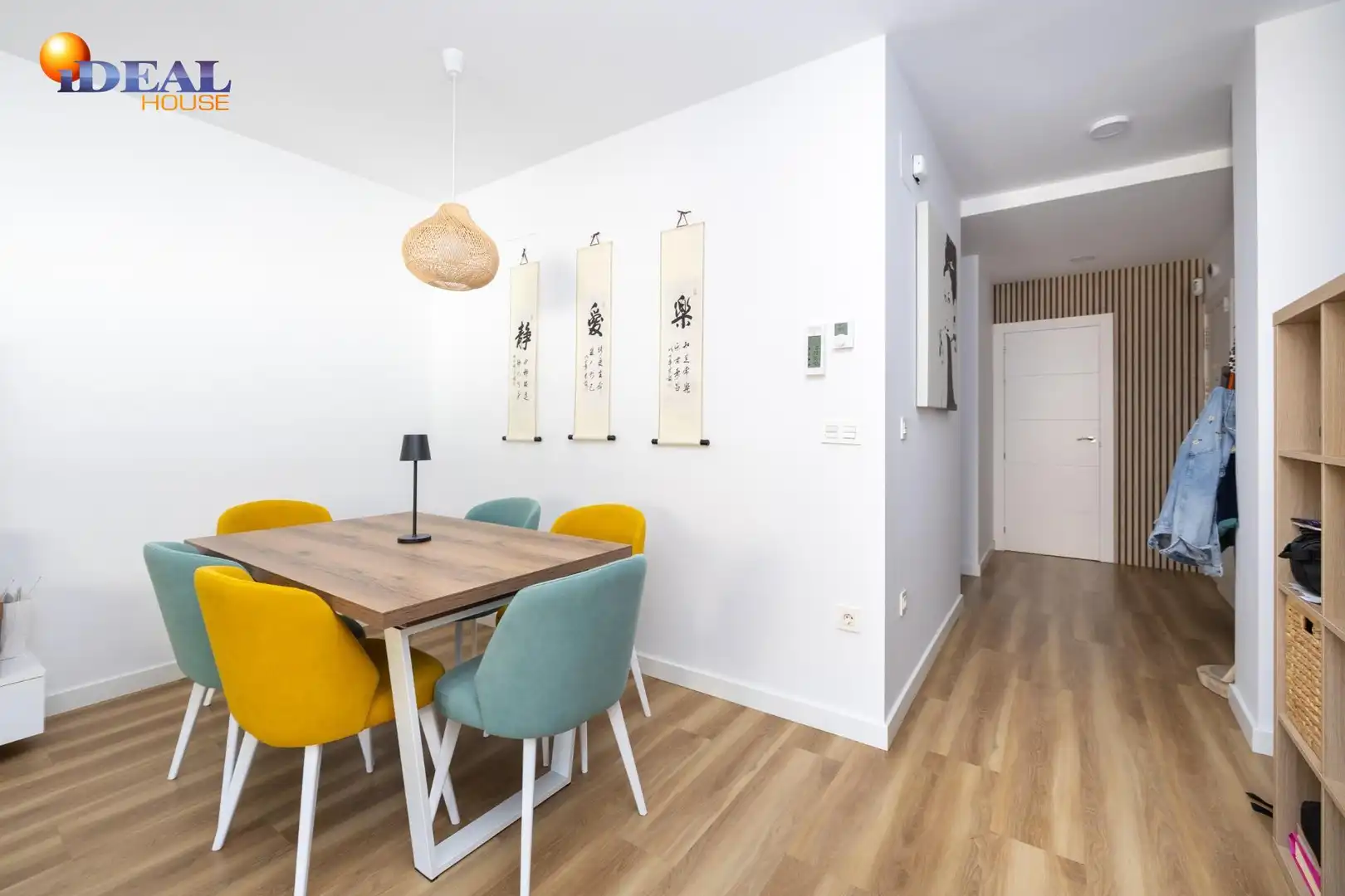 Comedor de Piso en venta en Granada con Aire acondicionado, Calefacción y Terraza