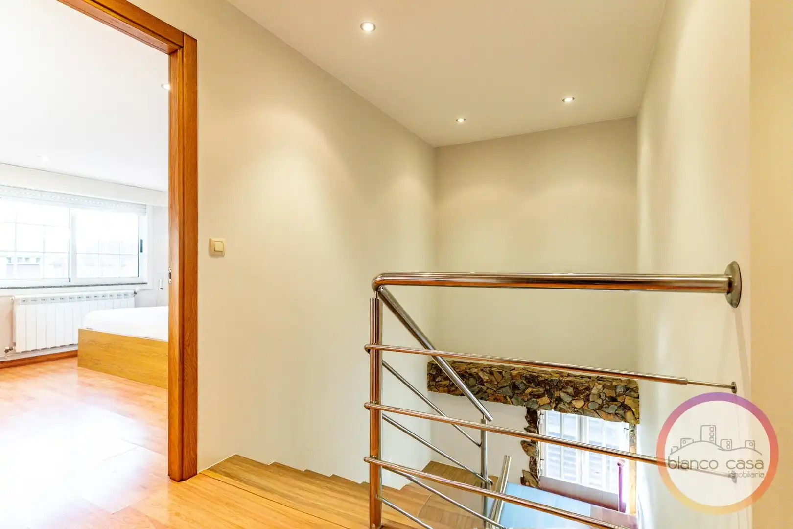 Casa o chalet en venta en Carballo con Calefacción, Jardín privado y Trastero