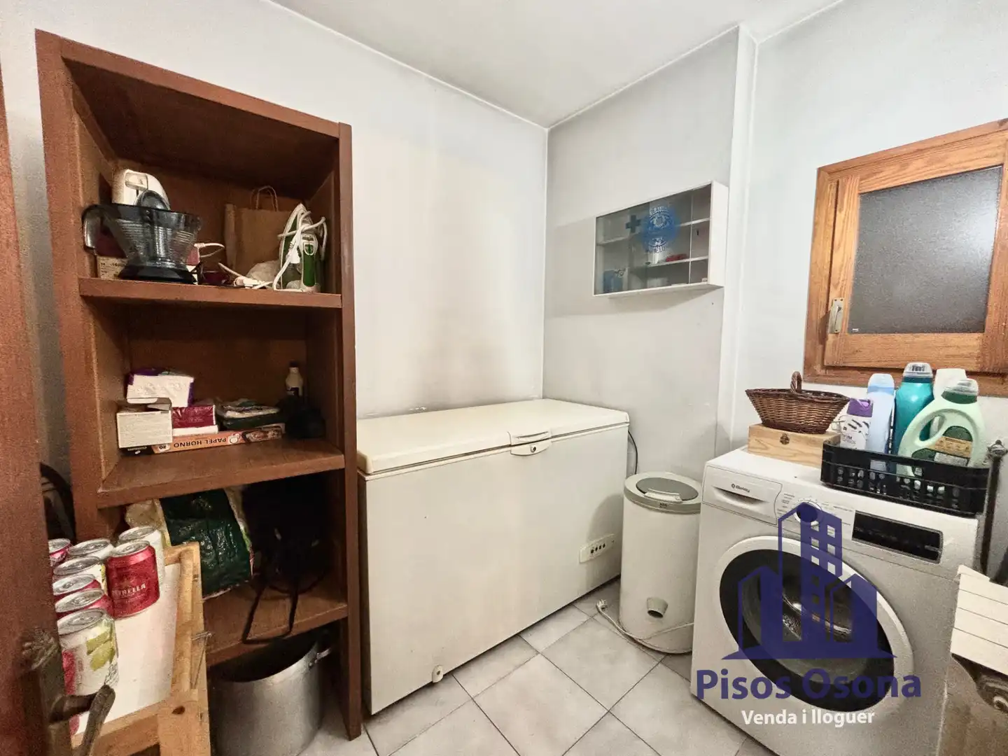 Cocina de Piso en venta en Vic con Calefacción, Amueblado y Horno