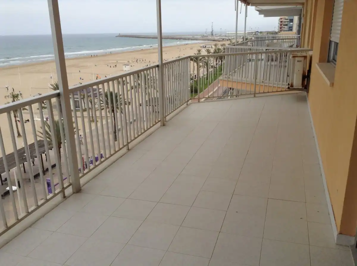 Apartament amb terrassa de lloguer a Paseo maritim neptu, imagen 4