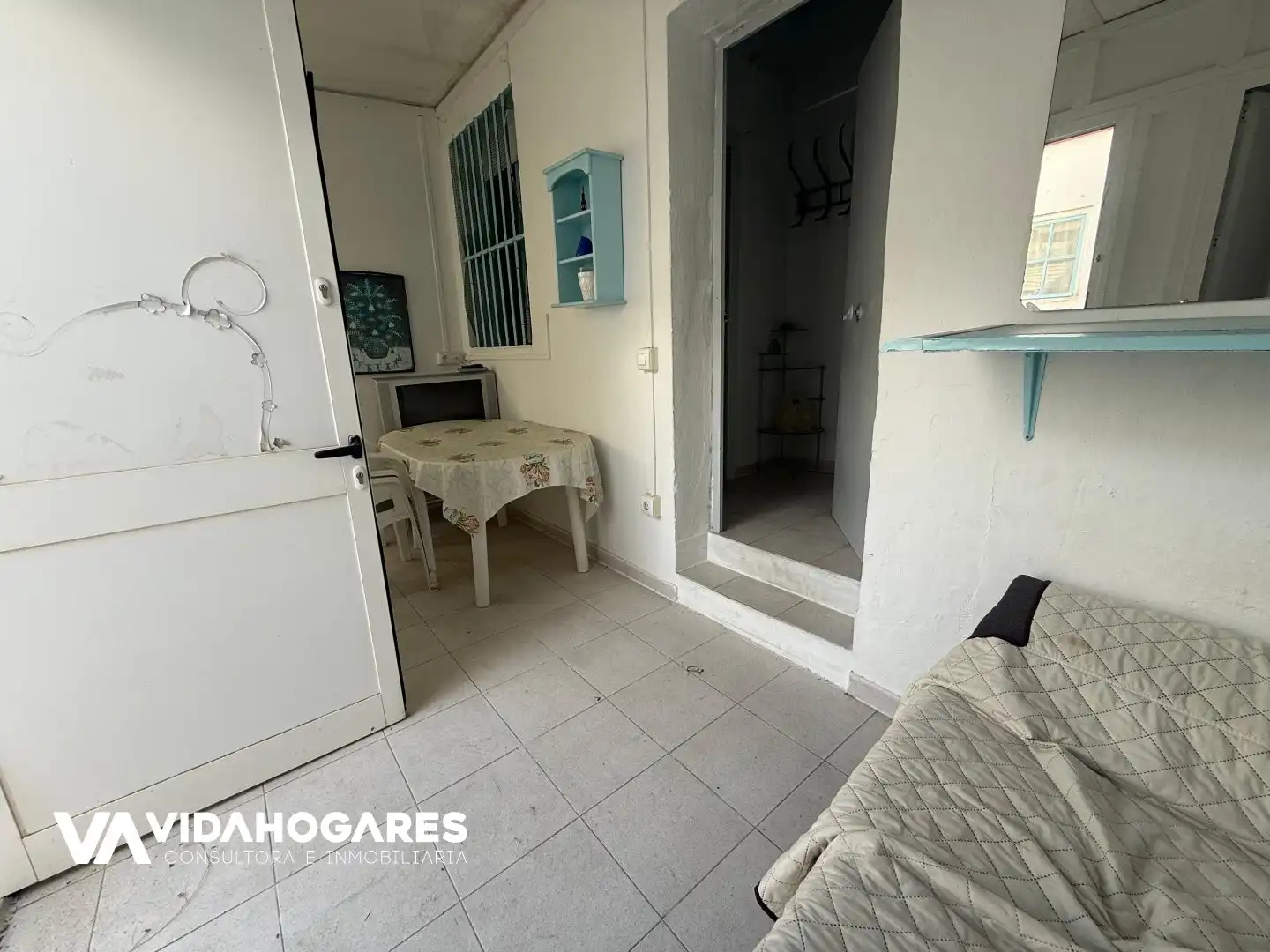 Habitación de Edificio en venta en Rota