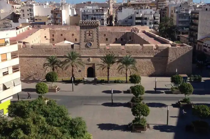 Appartamento con ascensore in affitto a Santa Pola ciudad, imagen 41