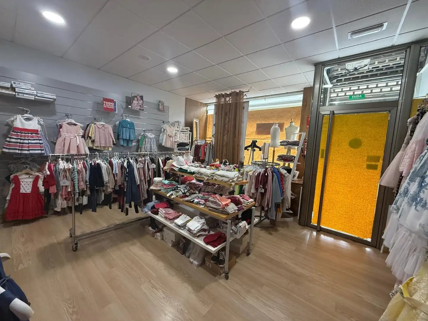 Local comercial en venda a Pontecesures, imagen 2