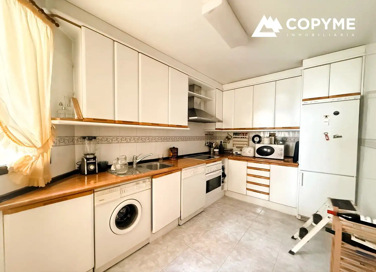 Kitchen of Flat for sale in Torrijos  with Heating, Terrace and Furnished