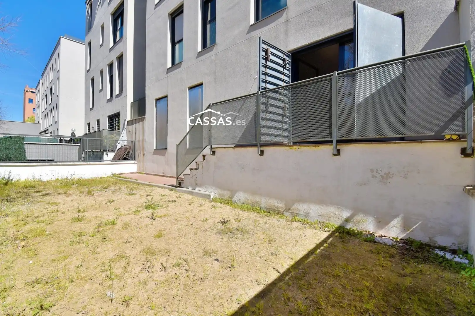Planta baja en venta en Calle ROSALIA de castro , Soto del Henares