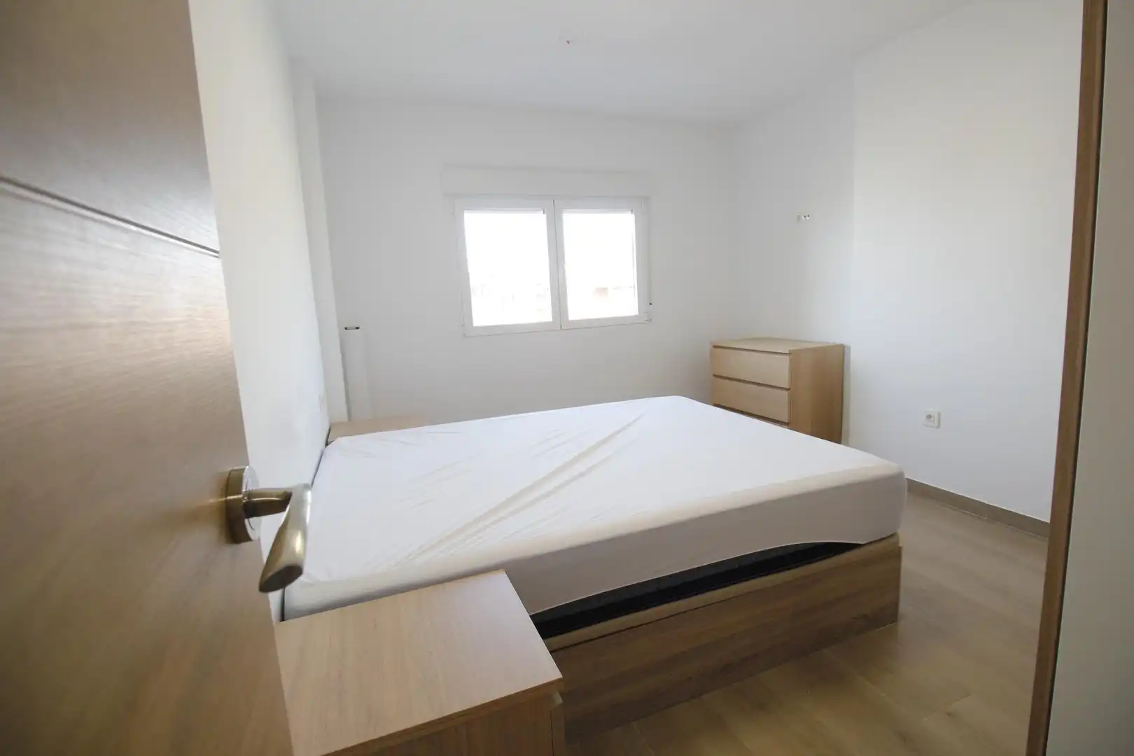 Flat with terrace to rent in Calle Teofilo Gautier 2, imagen 15