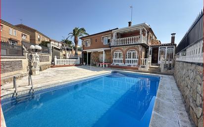 Swimming pool of House or chalet for sale in La Torre de Esteban Hambrán  with Air Conditioner, Terrace and Swimming Pool