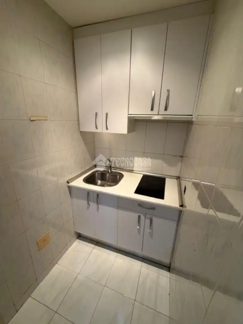 Kitchen of Flat for sale in Madrid