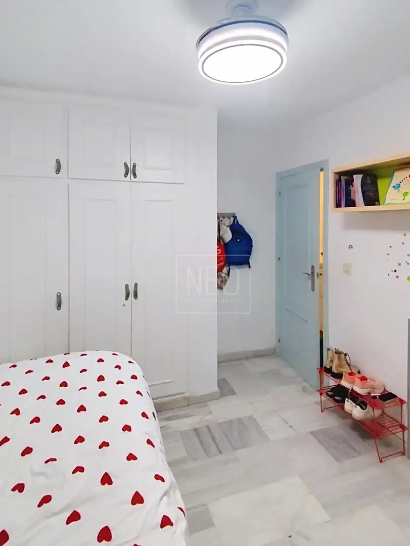 Dormitori de Casa o xalet en venda en La Zubia amb Jardí privat, Piscina i Balcó