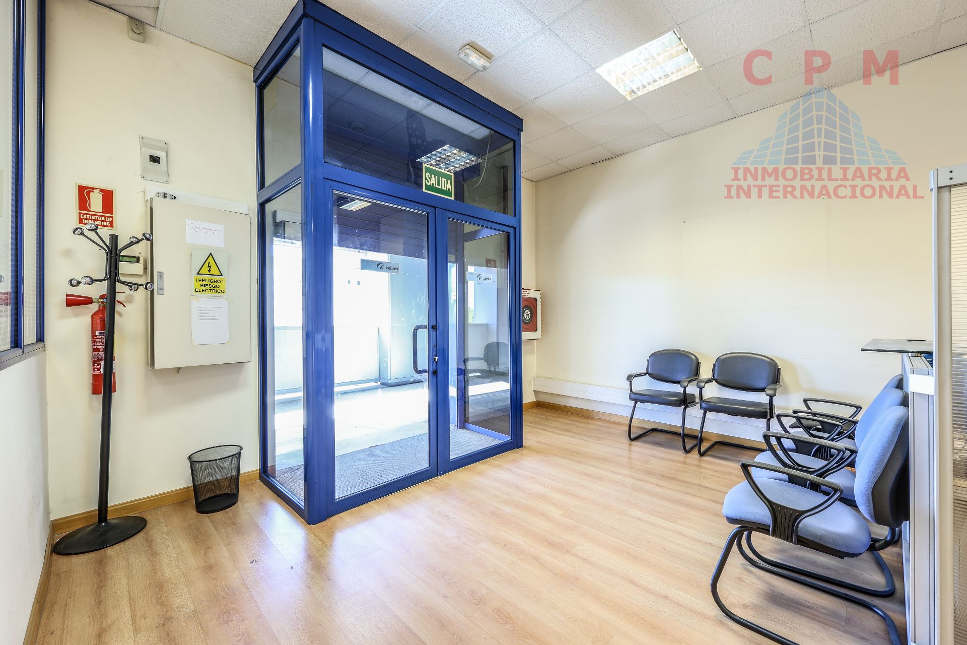 Premises for sale in  Madrid Capital  with Air Conditioner, Heating and Parquet flooring