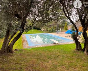 Swimming pool of Residential for sale in Las Rozas de Madrid