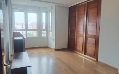 Bedroom of Flat for sale in Santander