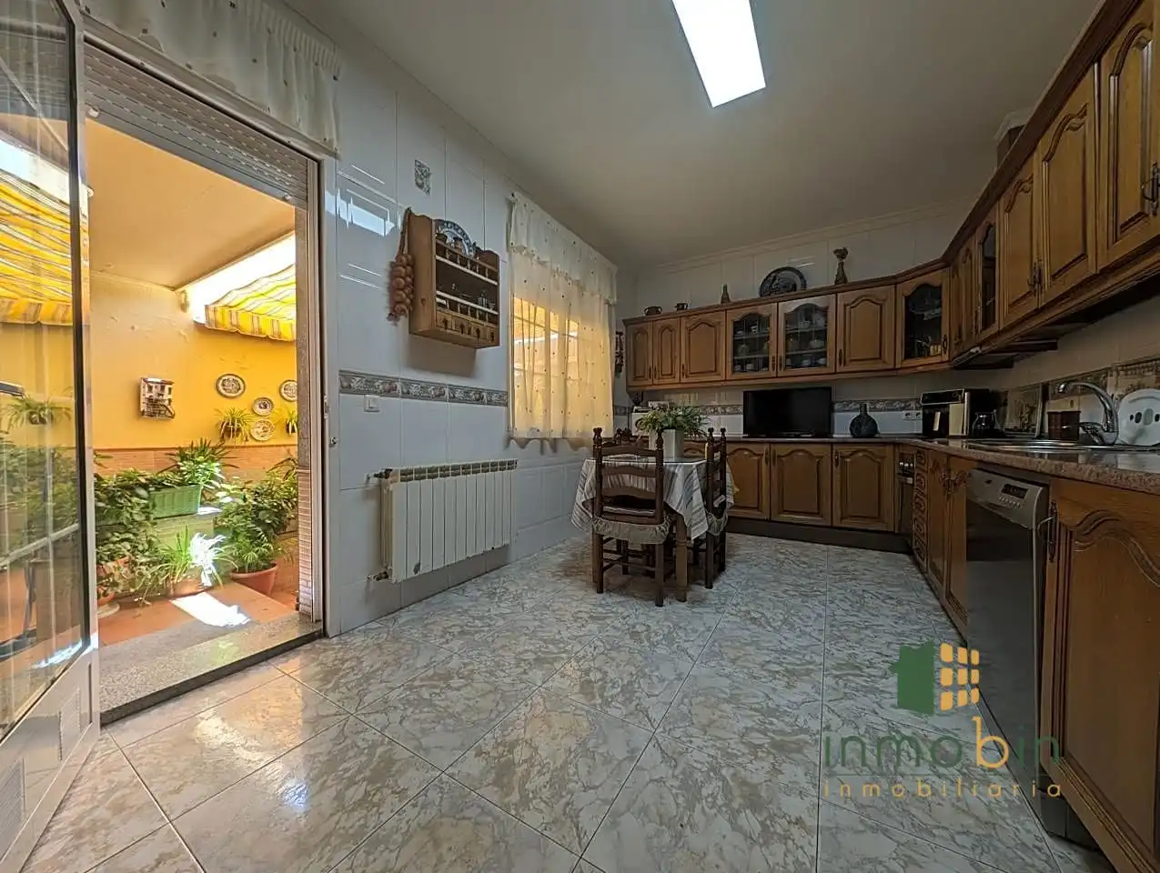 Casa con terraza en venta en Calle Donoso Cortés, imagen 6