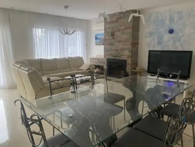 Chalet con terraza en venta en 317