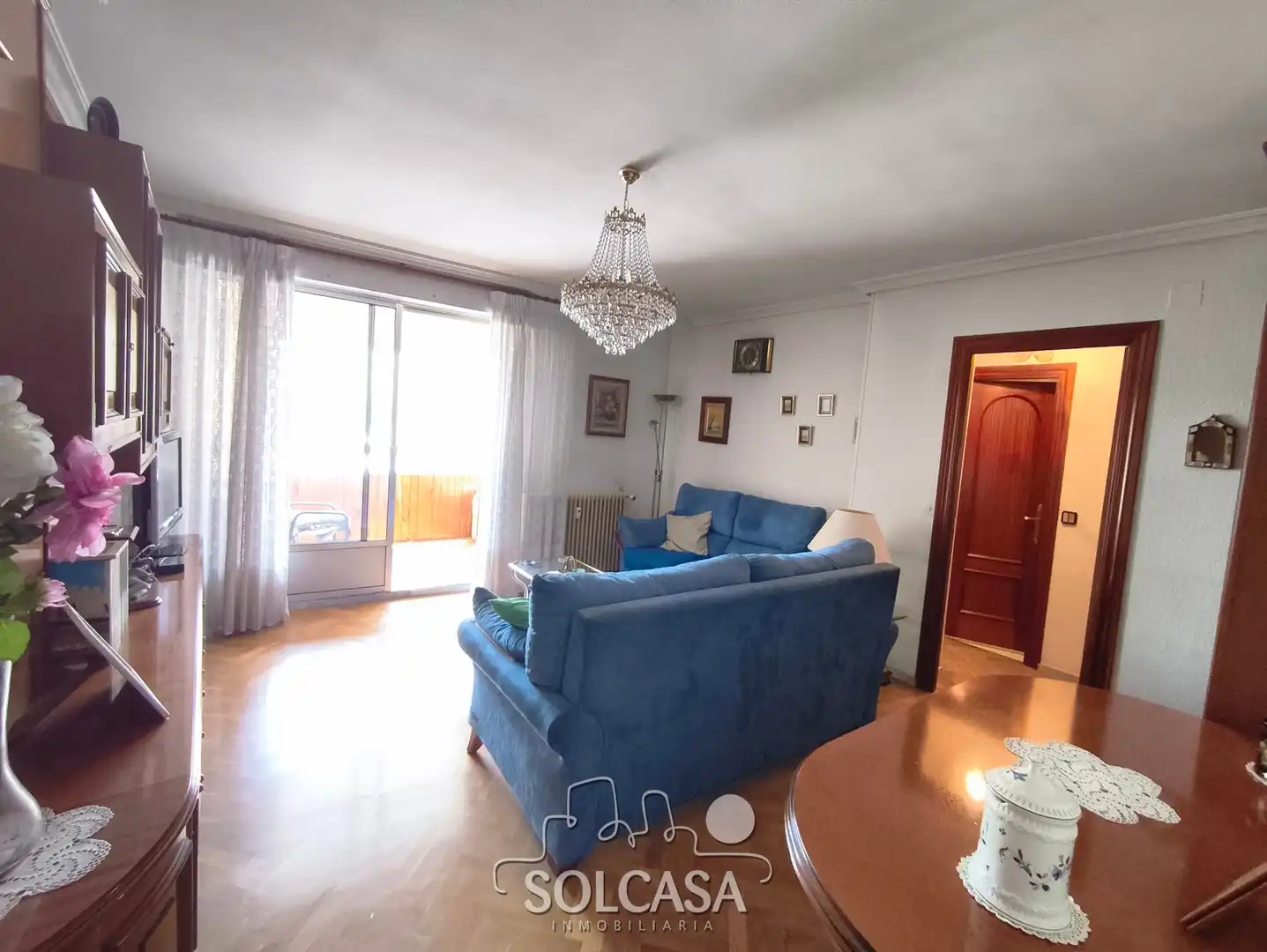 Living room of Flat for sale in Valladolid  with Heating, Parquet flooring and Balcony