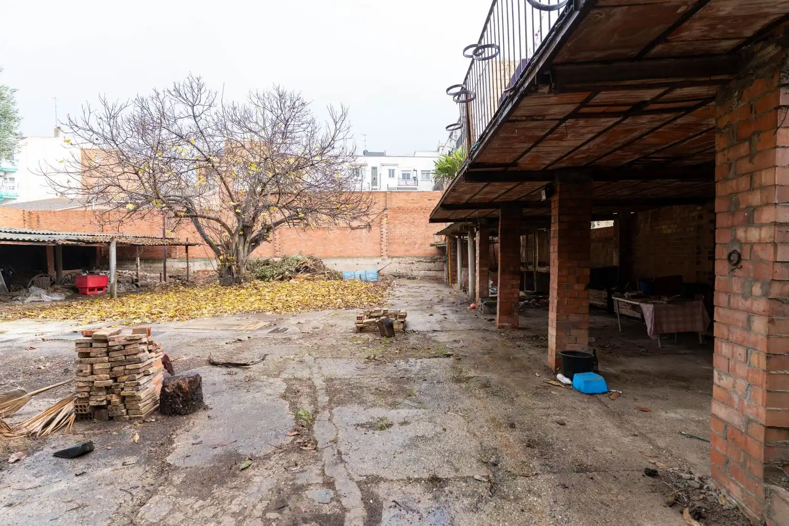 Terrassa de Casa o xalet en venda en Sant Vicenç Dels Horts amb Jardí privat