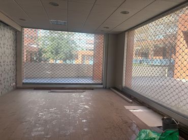 Business premises for sale in Plaça Maria Manent