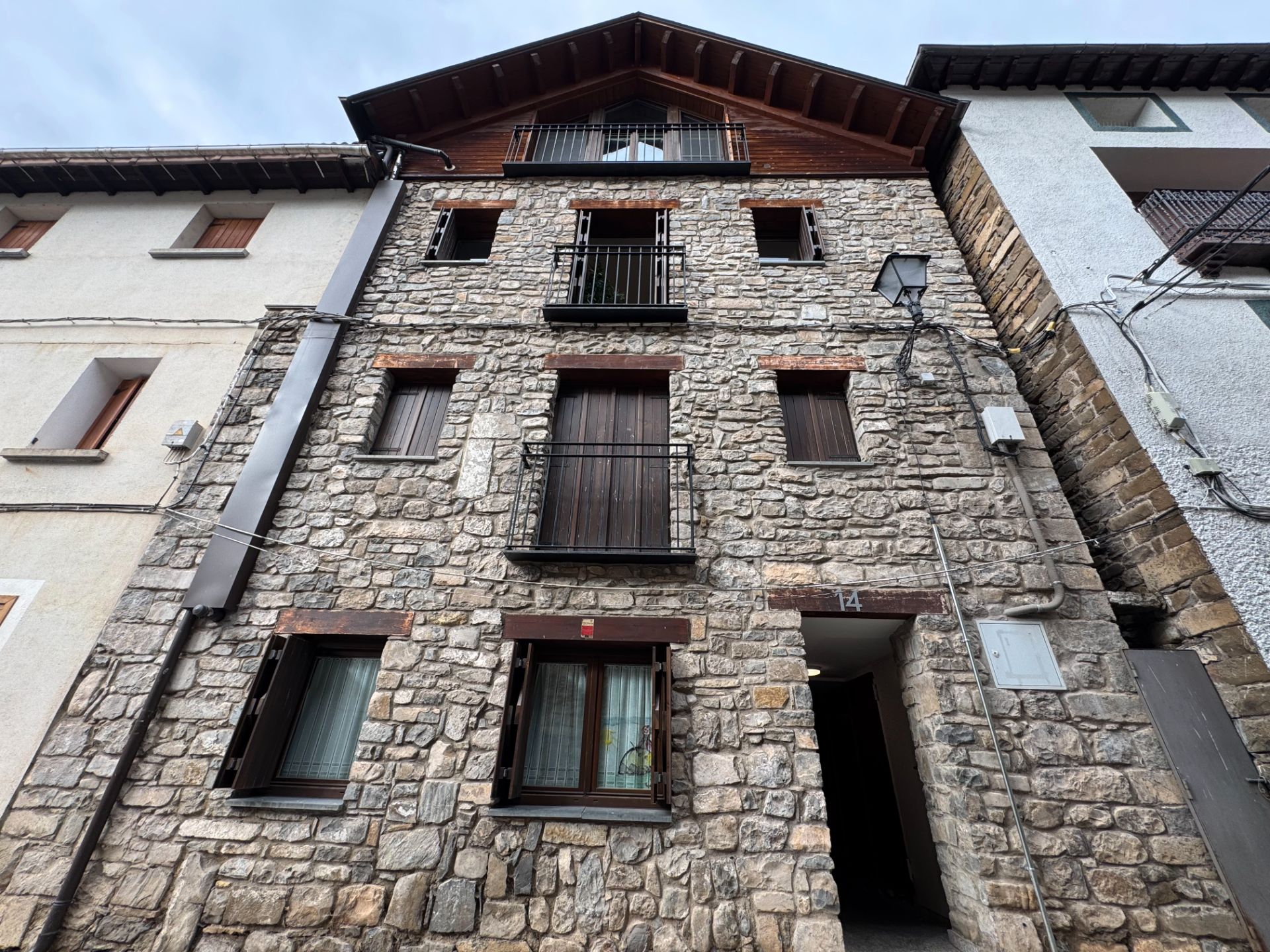 Exterior view of Apartment for sale in Villanúa  with Heating, Parquet flooring and Furnished