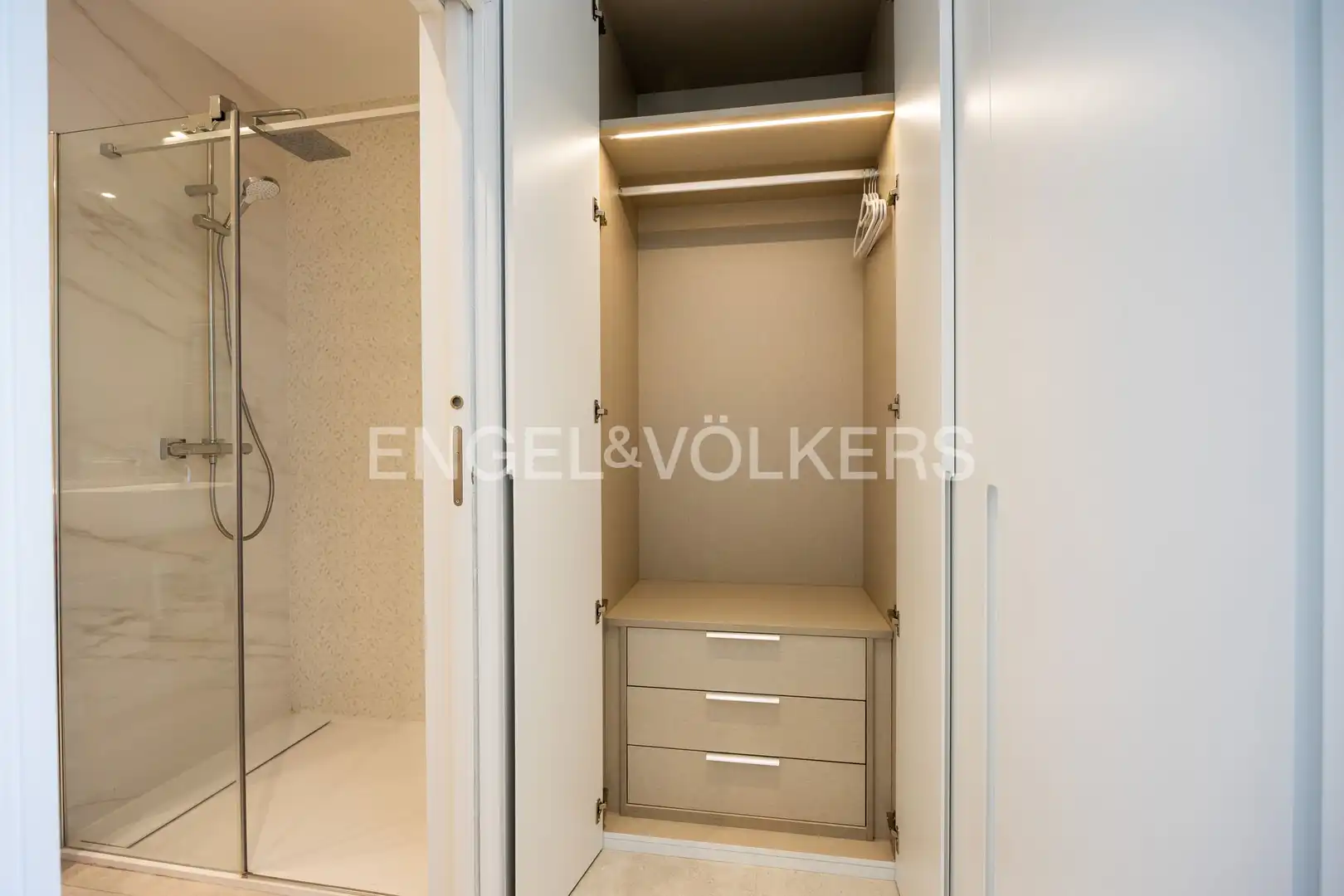 Bedroom of Attic for sale in Chipiona  with Air Conditioner, Heating and Terrace