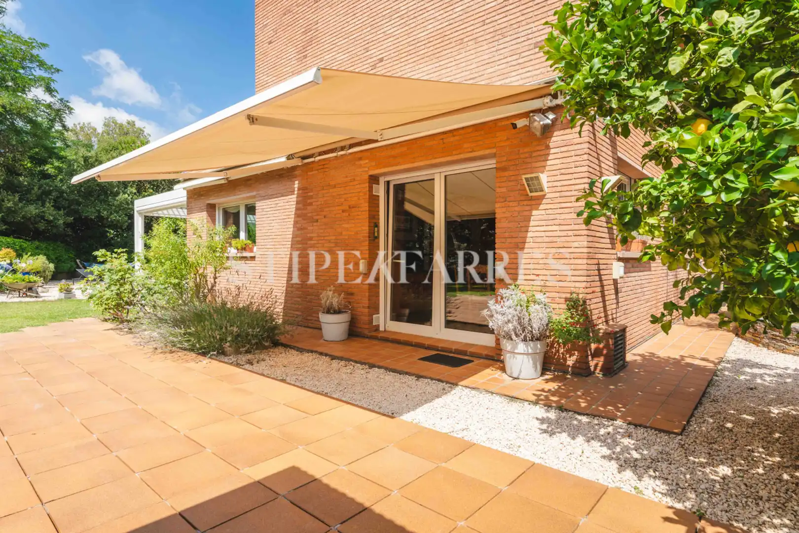 Terrasse von Haus oder Chalet zum Verkauf in Barcelona mit Klimaanlage, Heizung und Privatgarten
