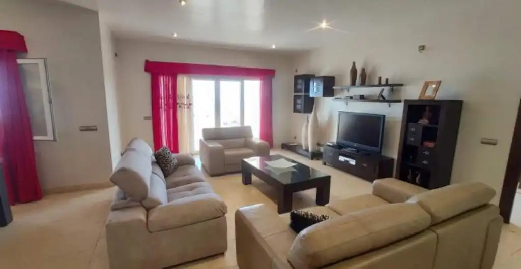 Sala de estar de Casa o chalet de alquiler en Manilva con Amueblado
