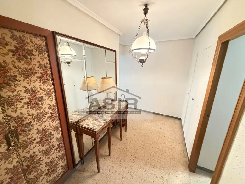 Habitación de Piso de alquiler en Alzira con Balcón