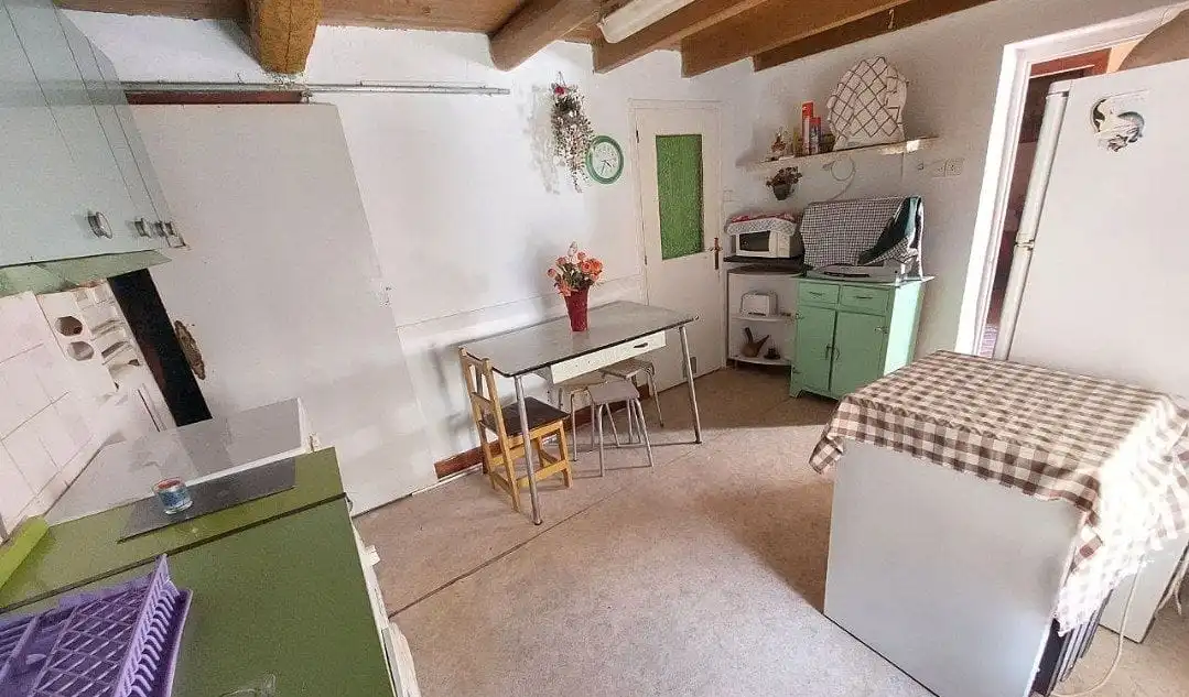 Cuina de Casa o xalet en venda en San Cebrián de Mazote amb Terrassa